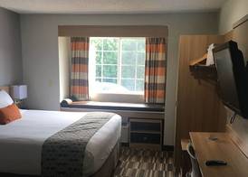 Microtel Inn & Suites by Wyndham Florence 4