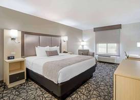 Best Western Morton Inn 4
