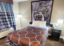 Super 8 by Wyndham Marion NC 4