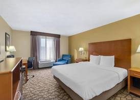 Best Western Plus Richmond Hill Inn 4