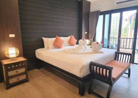 Blue Palm Residence Kata 4