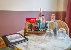Hotel Aparthotel AMMI Vieux Nice 5