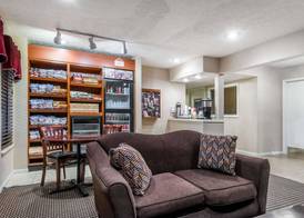 Hawthorn Extended Stay by Wyndham Columbus 2