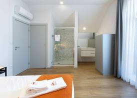 Serra do Pilar Porto Suites 4