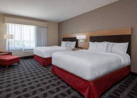 TownePlace Suites by Marriott Indianapolis Airport 5