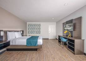 Motel 6-Euless, TX - Dallas 5