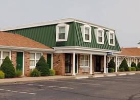 Travelodge by Wyndham New Philadelphia 2