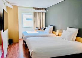 Ibis Monterrey Valle 4