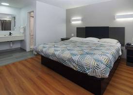 Motel 6 Red Oak, TX - Dallas 5