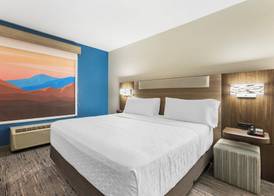 Holiday Inn Express & Suites BELGRADE by IHG 5