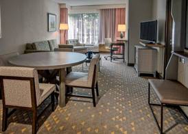 Holiday Inn ROCKY MOUNT - I-95 AT US 64 by IHG 4