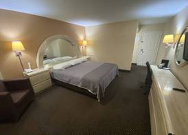 Apple Tree Inn 3