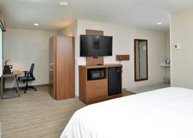 Holiday Inn Express SANTA ROSA NORTH by IHG 5