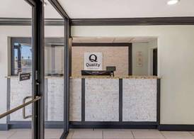 Quality Inn & Suites Morrow Atlanta South 2
