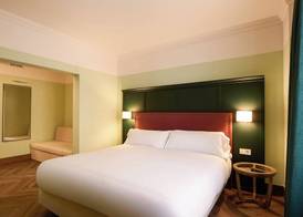 Honest Granada Hotel 3