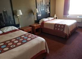 Super 8 by Wyndham Bellingham Airport/Ferndale 4