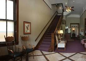 Town Hall Inn 2