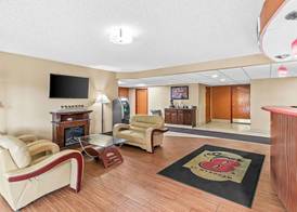Super 8 by Wyndham Sturtevant Racine 3