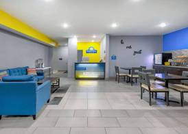 Days Inn by Wyndham Zachary LA 3