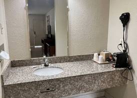 Americas Best Value Inn - Edna 5