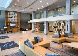 Delta Hotels by Marriott Green Bay 2