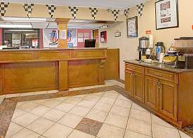 Days Inn by Wyndham Mooresville Lake Norman 2
