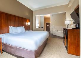 Comfort Suites Morrow- Atlanta South 5