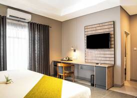 Kalahari Arms Hotel 5