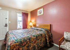 Autzen Inn 5