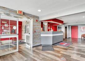 Ramada Limited Bloomington IL I-74/I-55 4