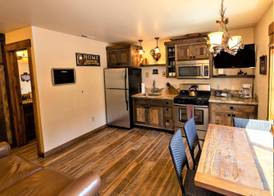 Cedar Glen Lodge 5