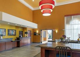 Best Western PLUS Fresno Inn 2