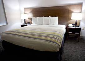Country Inn & Suites by Radisson, Tampa-Brandon, FL 5
