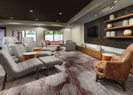 Courtyard by Marriott Chicago Bloomingdale 4