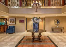 Clarion Collection Hotel Arlington Court Suites 5