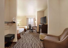Baymont by Wyndham Clute Lake Jackson 5