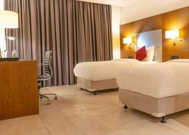 Star Land Hotel Bastos 3