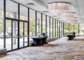 Sheraton Vancouver Guildford Hotel 3