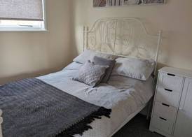 2 Bed Chalet - Sleeps 5 - Free Parking - Tv 4