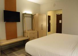 Holiday Inn Express & Suites LEXINGTON PARK-CALIFORNIA by IHG 4