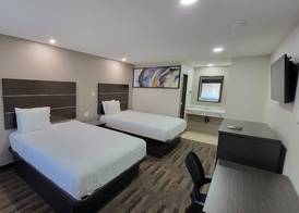 Travelodge by Wyndham Buena Park 5