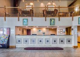 Quality Inn & Suites Carthage near Precious Moments Chapel 3