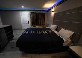 Artesia Motor Inn 5