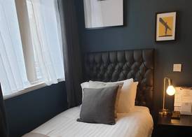 The Metropolitan Guest House 2