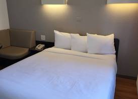 Super 8 by Wyndham Santa Clara 5