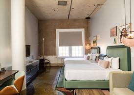 Canvas Hotel Dallas 4
