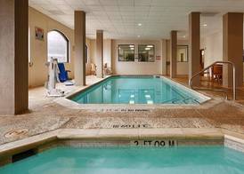 PLAZA HOTEL & SUITES AT MEDICAL CENTER 3
