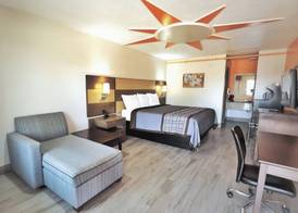 Scottish Inns & Suites Shenandoah Woodlands Mall 2