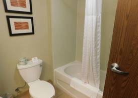 Comfort Inn St Clairsville 5