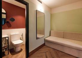 Honest Granada Hotel 4